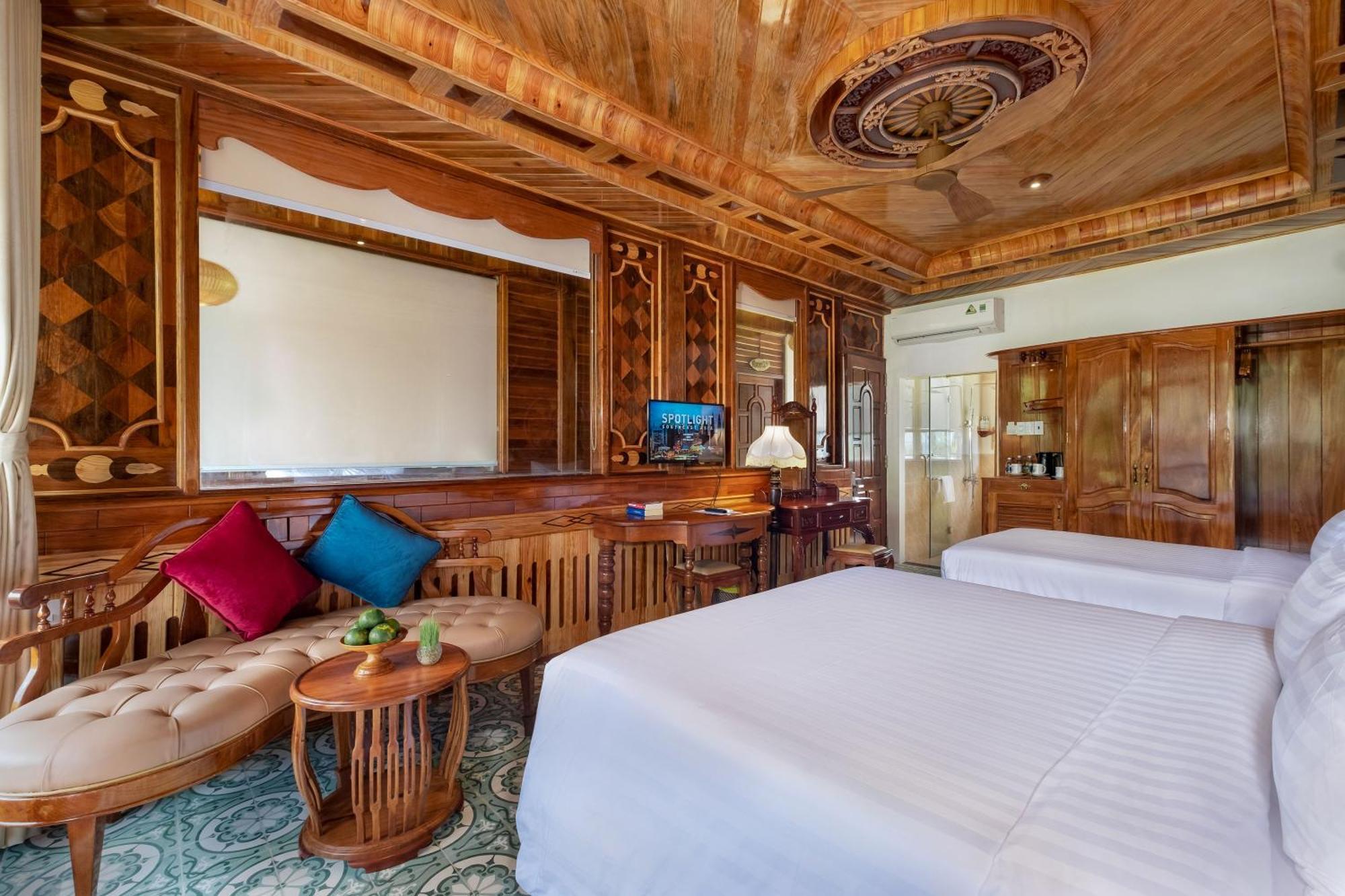 Resort Coco Palm & 3*